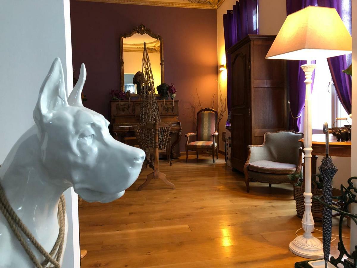 Hotel le carré des arts Le Cateau-Cambresis Esterno foto