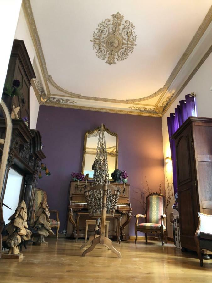 Hotel le carré des arts Le Cateau-Cambresis Esterno foto